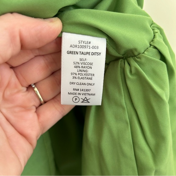 ASTR the Label Green Taupe Ditsy Floral Puffed Sleeve Dress M - Picture 4 of 10